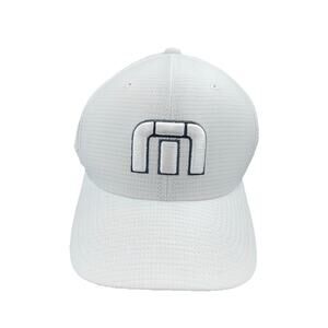 Travis Mathew White Flexfit Golf Hat Cap Size L/XL Stretch Performance Mesh